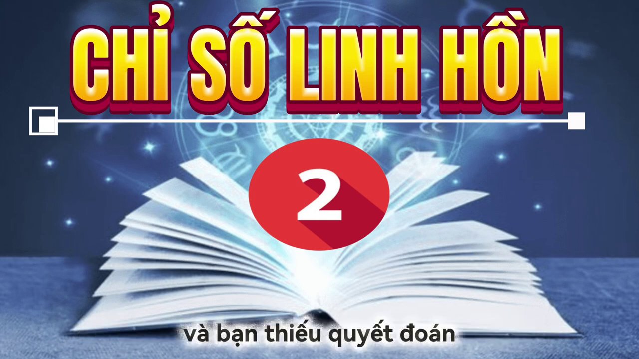 Một người phụ nữ đang nhìn vào gương, tay đặt lên ngực, thể hiện sự tự vấn và yêu thương bản thân.